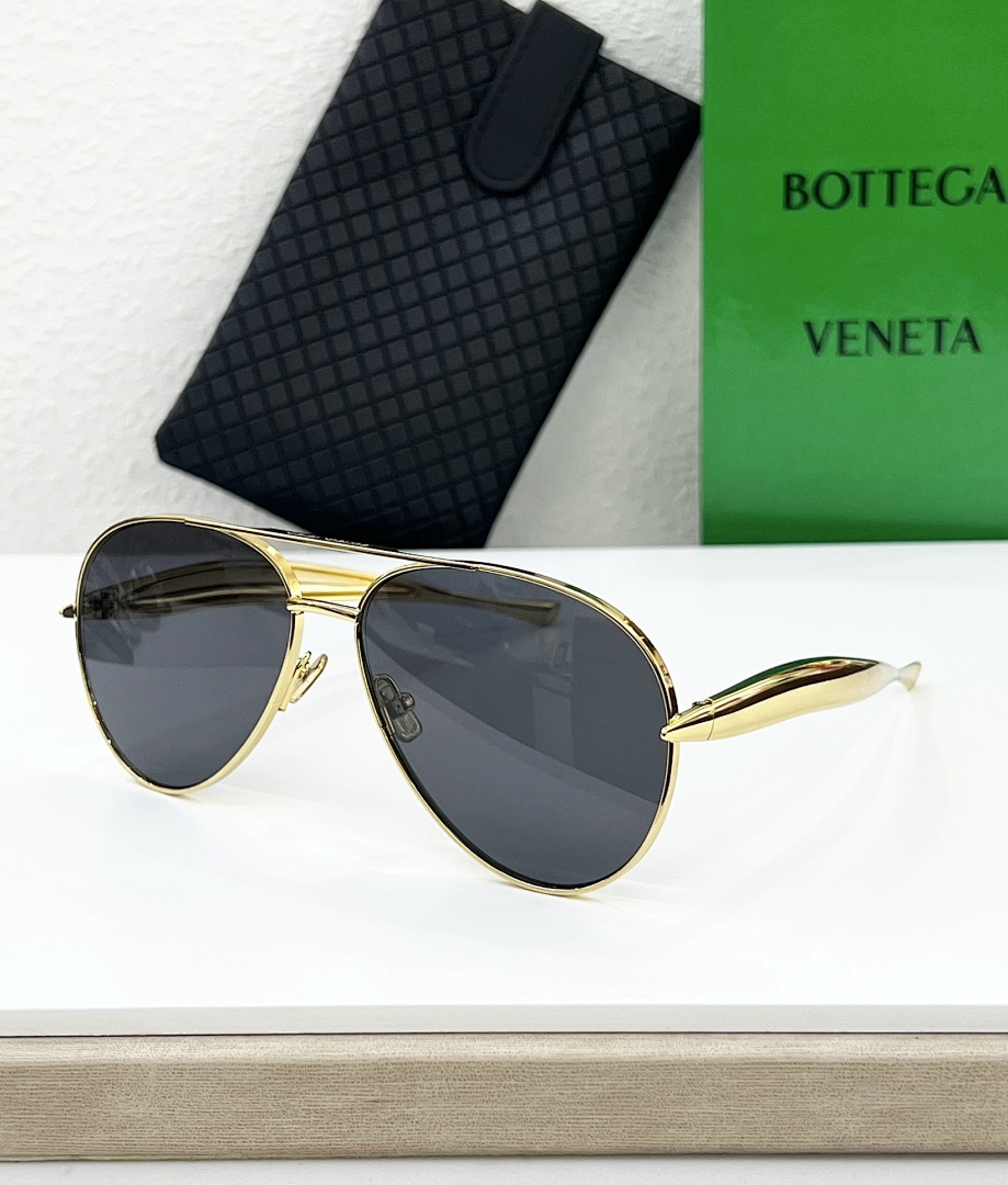 BOTTEGA VENETAMODELBV1305SSIZE64, photo 1