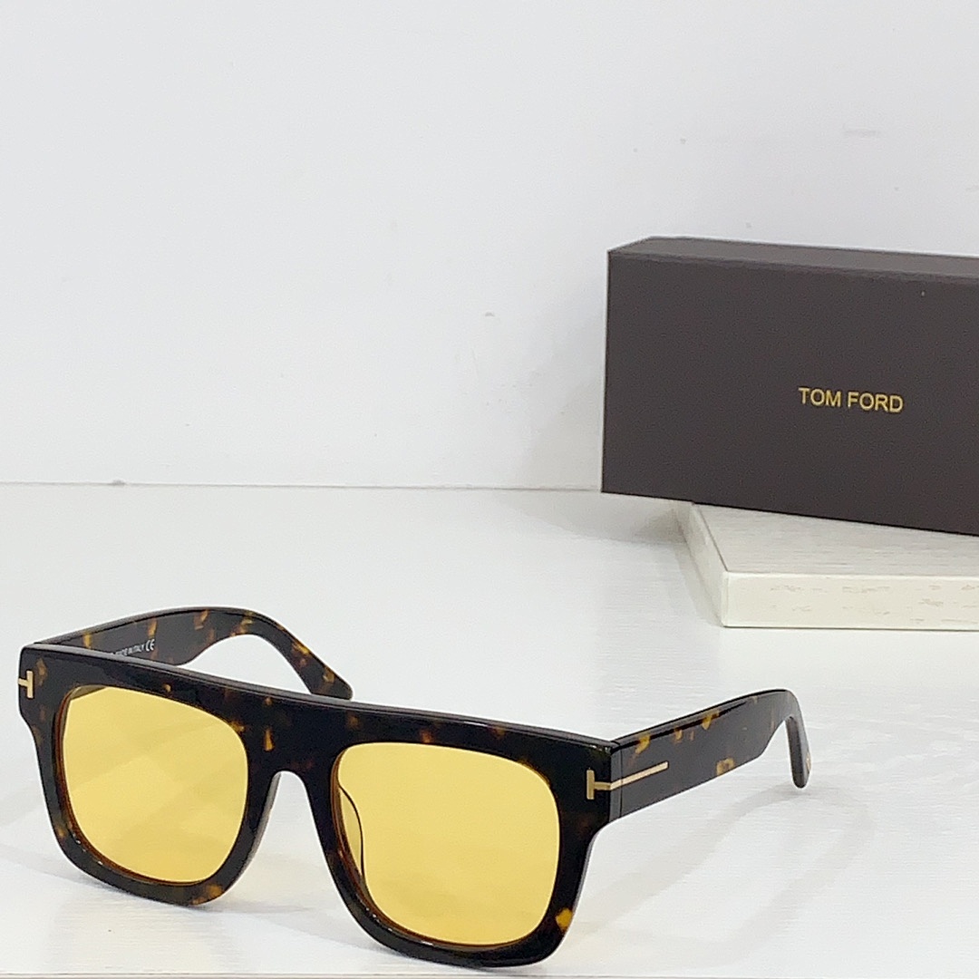Other TOM FORD Model No : FT0711 53 - Image 5