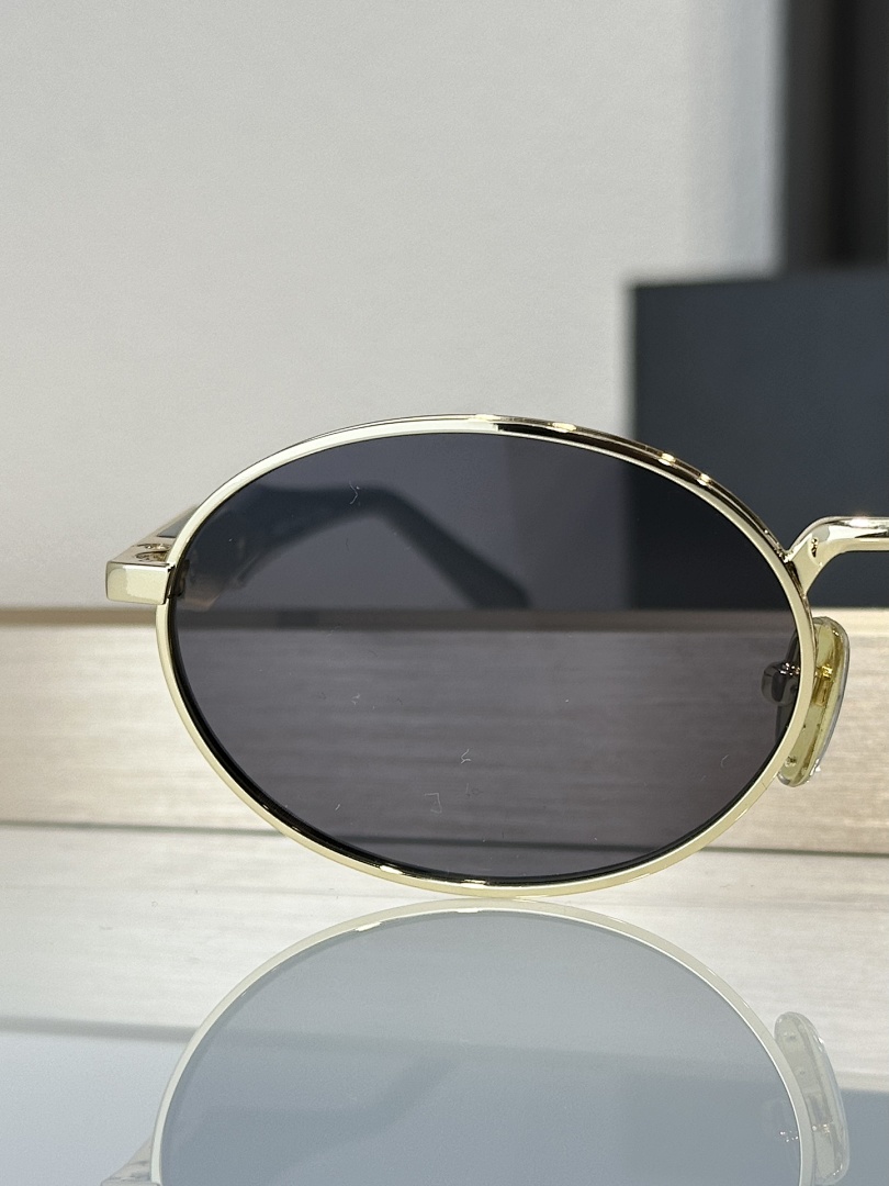 Prada SPR65ZSize55 - Image 6