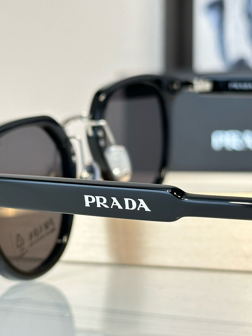 Prada Mod:SPR 17YSize:49 - Image 3