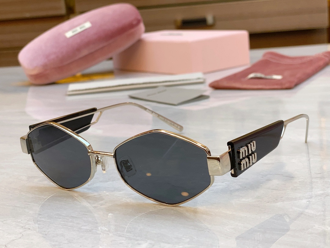 Miu Miu MODELSMU5689TS,SIZE:54