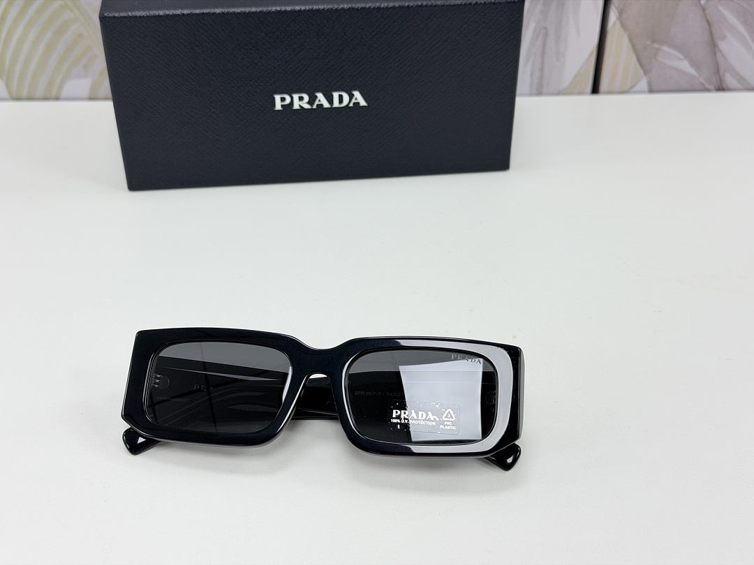 Prada Prad Spr06Y. - Image 4