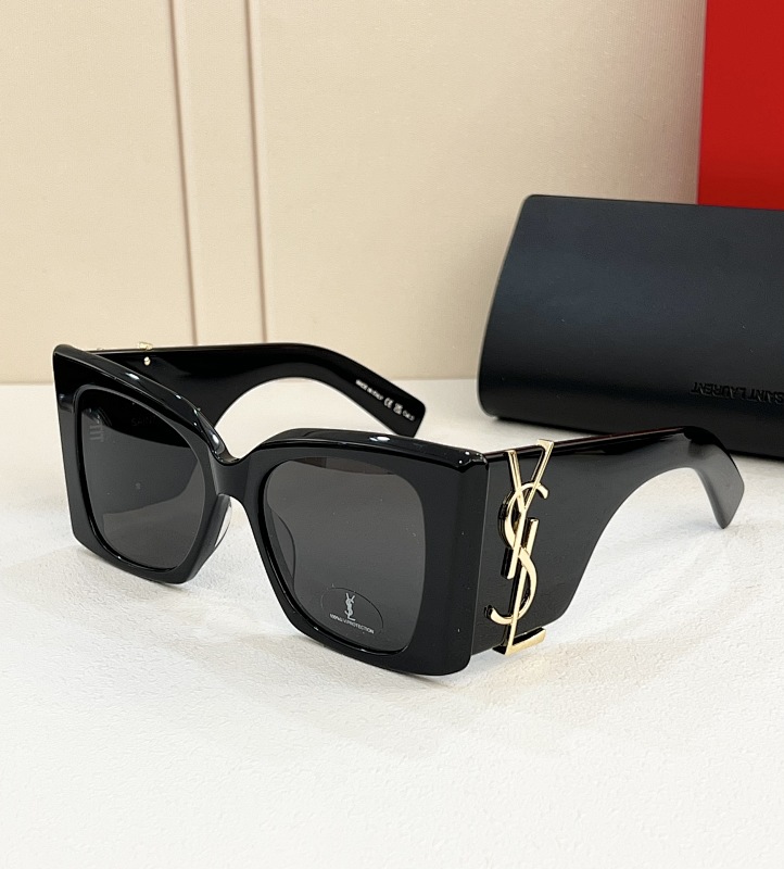 Other SAINT LAURENTMODEL:SL M119SIZE:53, photo 1
