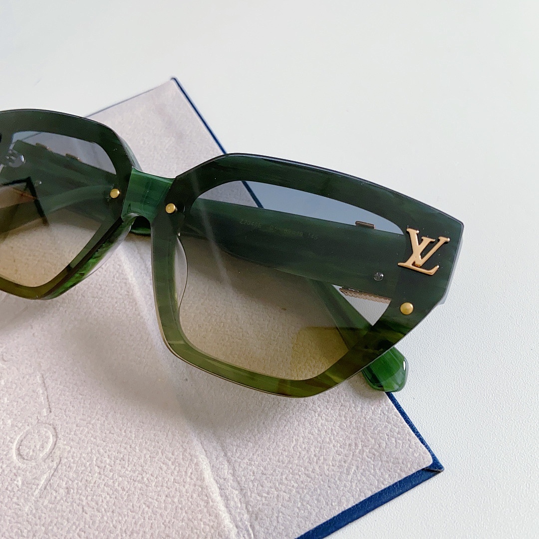 Other LOUIS VUITTO Z2046W Size69 - Image 3