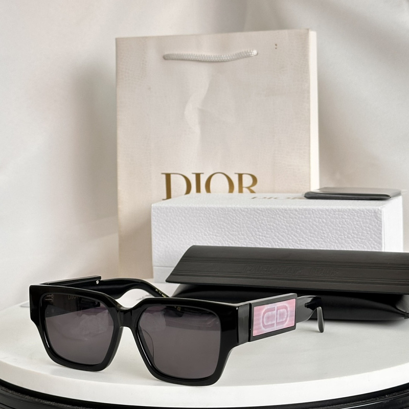 Dior MODEL:CDSURSIZE55, photo 1