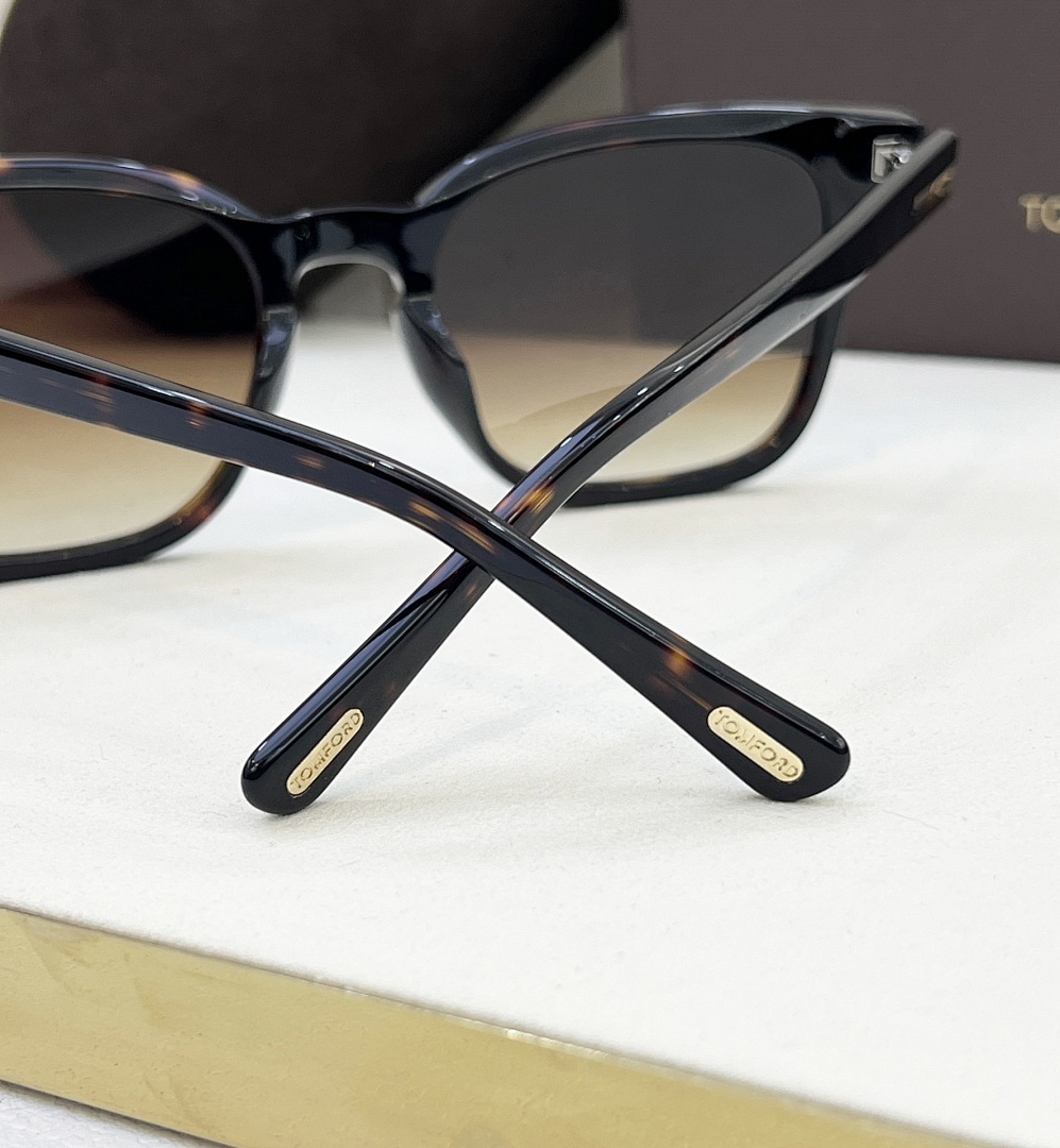 Other TOM FORDMODEL:FT1051-KSIZE:56 - Image 2