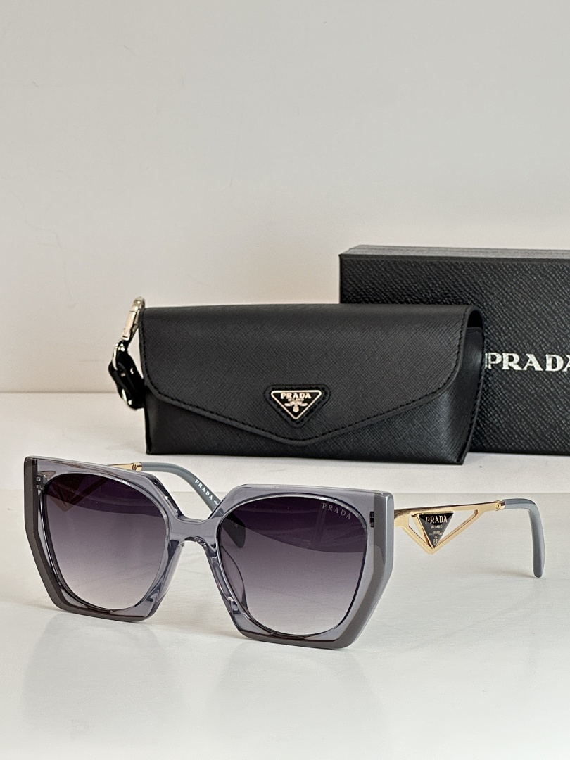 Prada ModelSPR 89WSIZE:56 - Image 8