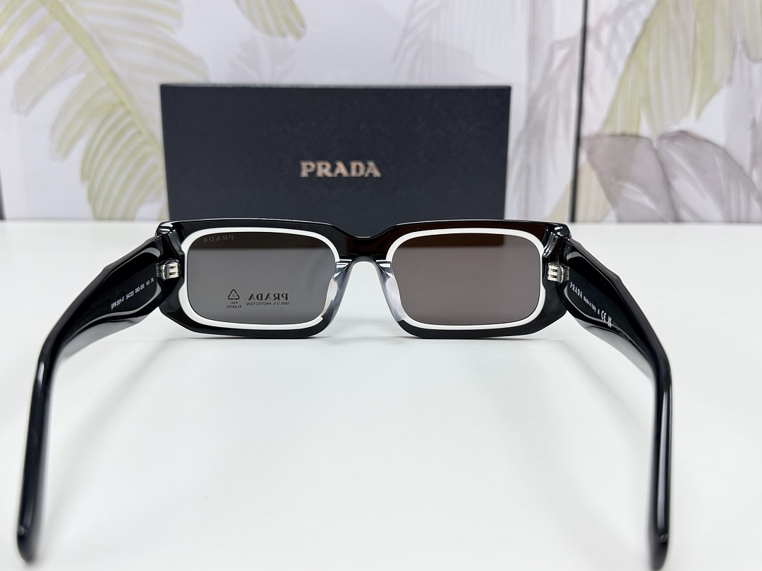 Prada Prad Spr06Y. - Image 5