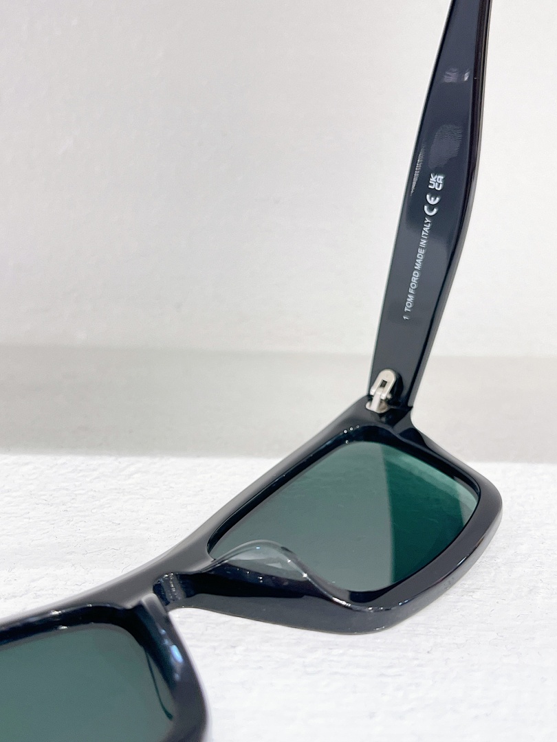 Other TOM FORDMODEL:TF 1085SIZE:54 17-140_ - Image 3