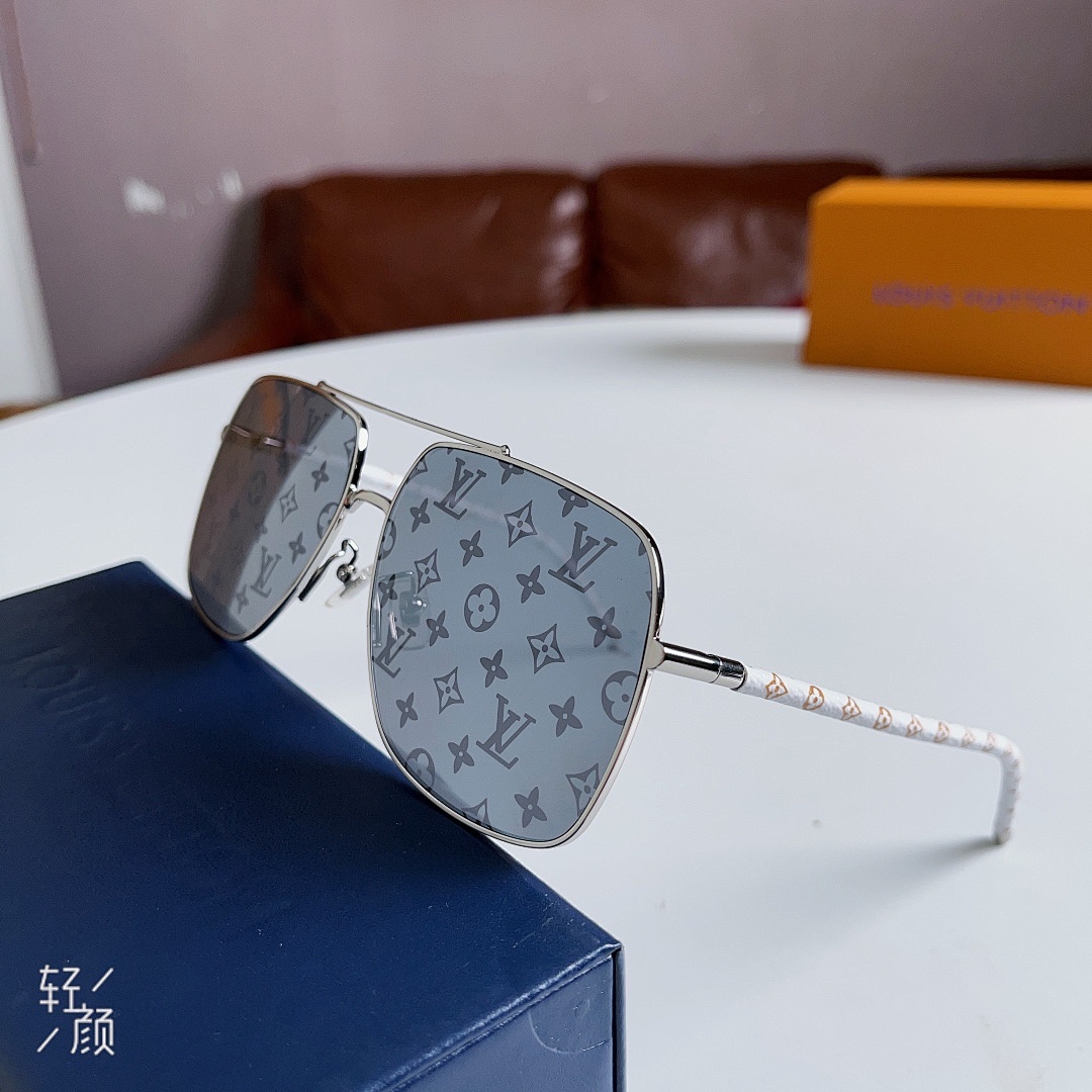 Other Louis VuittoN Z2050USize:60, photo 1