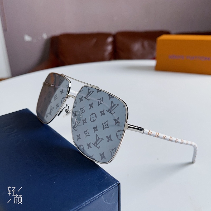 Other Louis VuittoN Z2050USize:60, photo 1