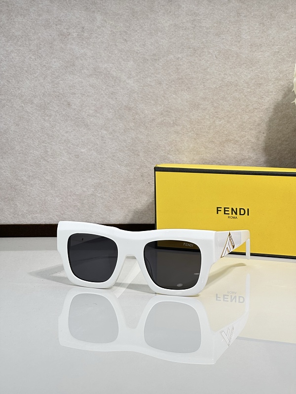 Fendi ModFE4080Sized 52, photo 1