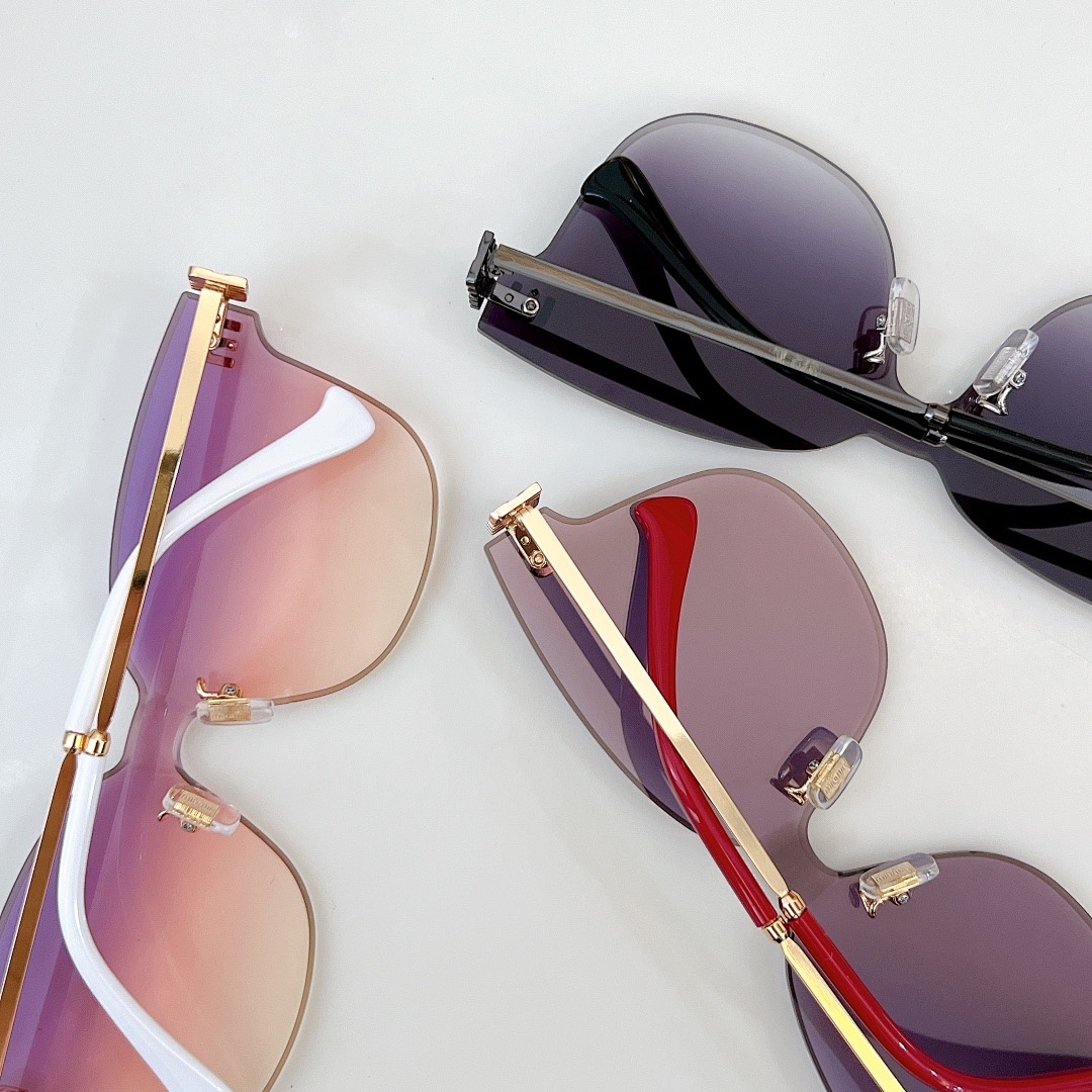 Miu Miu MiuMiUMod:MU105AVSize:141-0-140 - Image 3