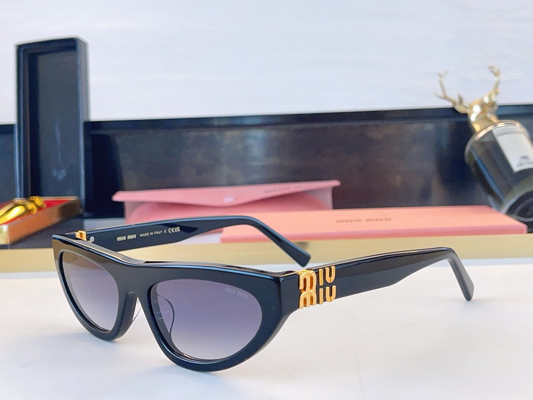 Miu Miu MU07ZS 56