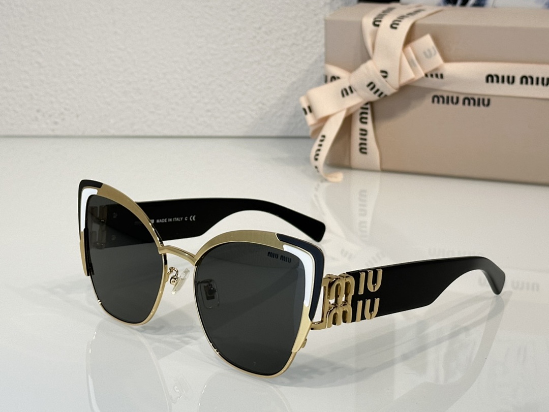 Miu Miu MiuMiuMod:SMU 80VSize:59
