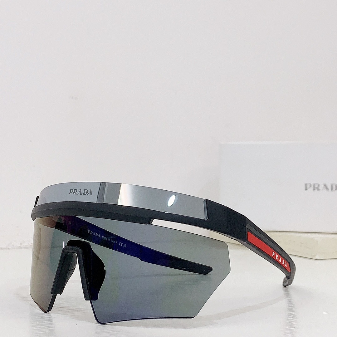Prada Mod:SPS01YSize:130