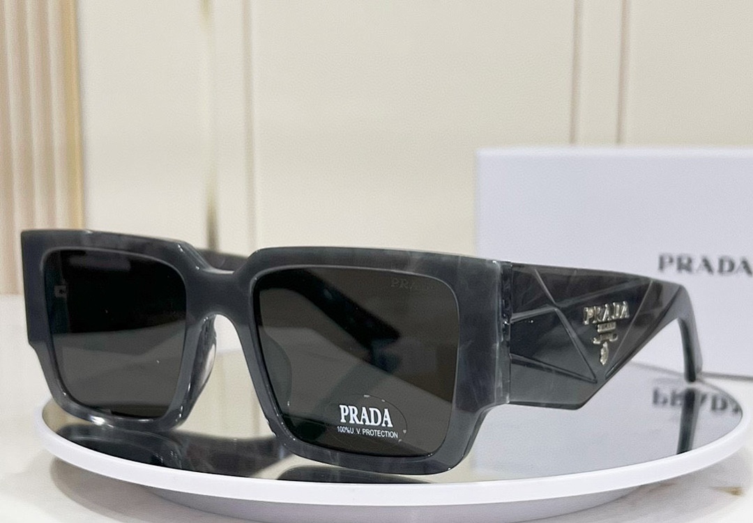 Prada SPR12Z Size 54 - Image 9