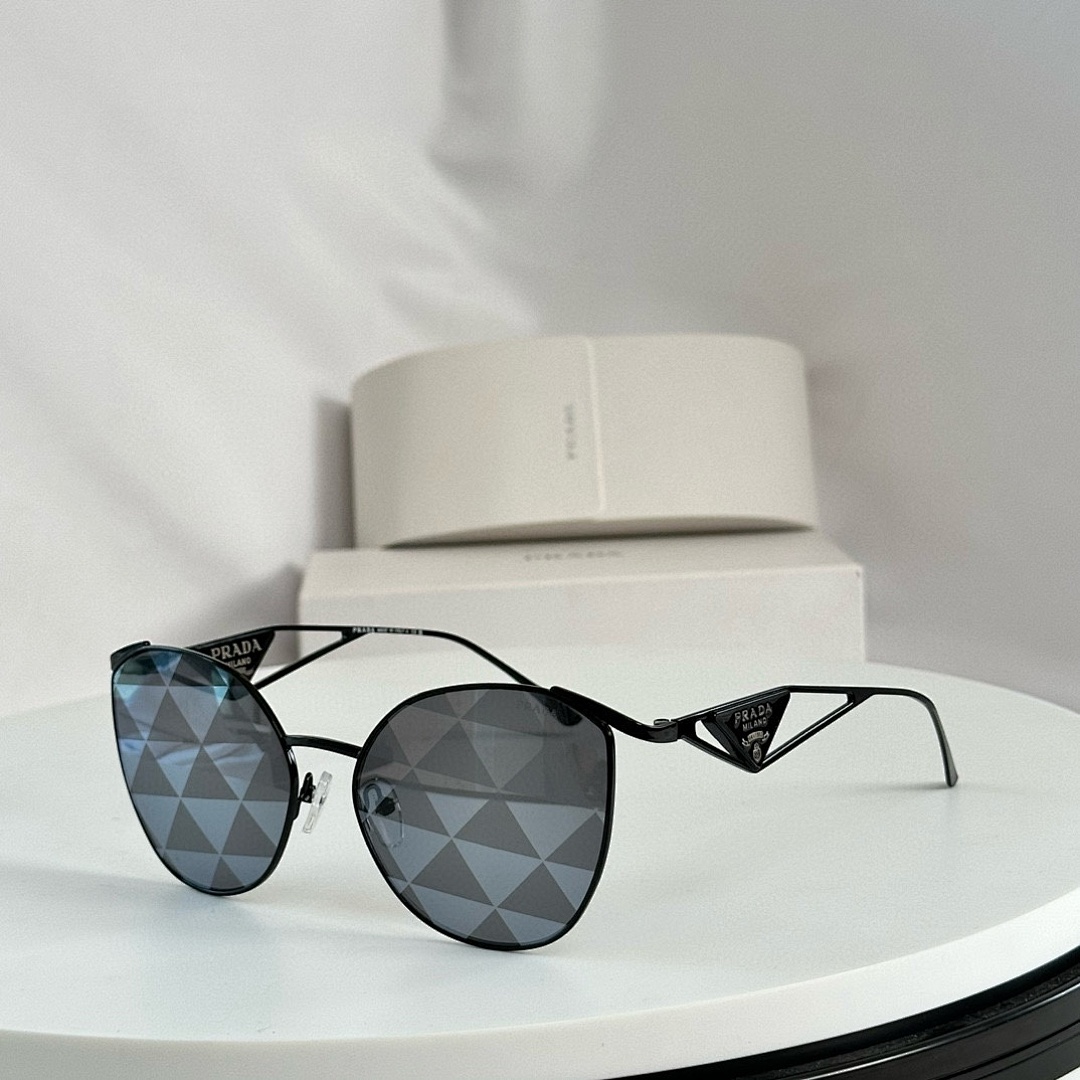 Prada P - Image 9