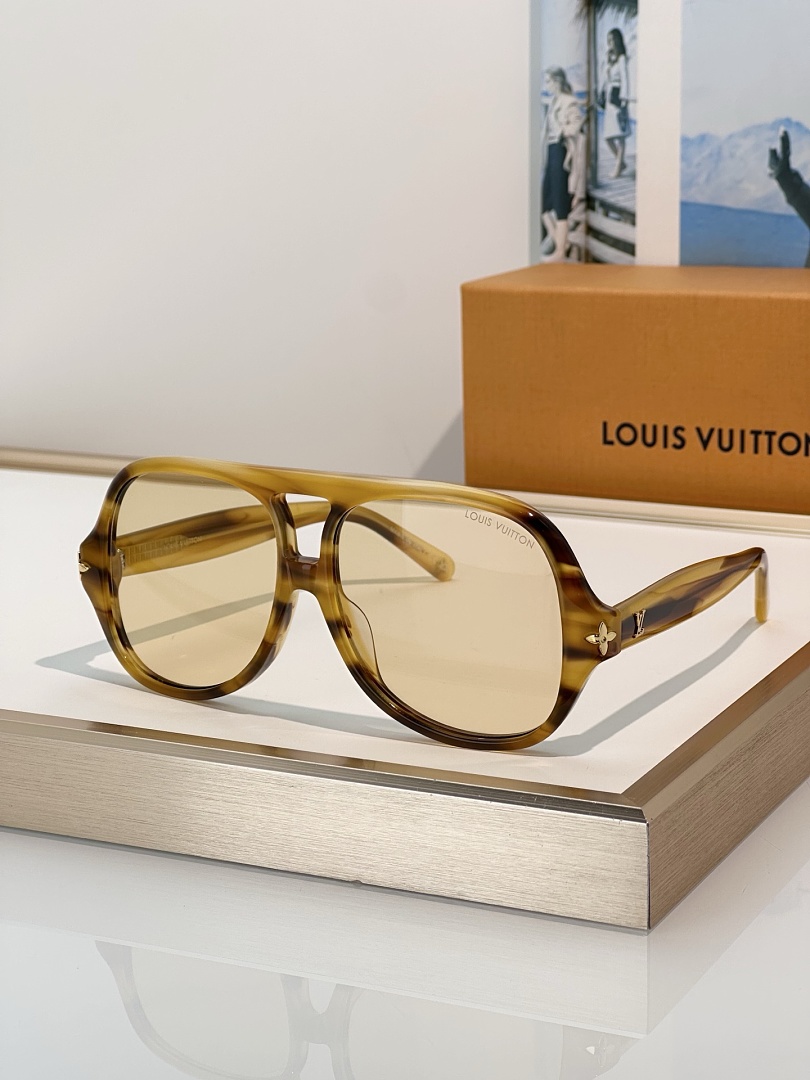 Other Louis VuittoMod:Z3476USize:58