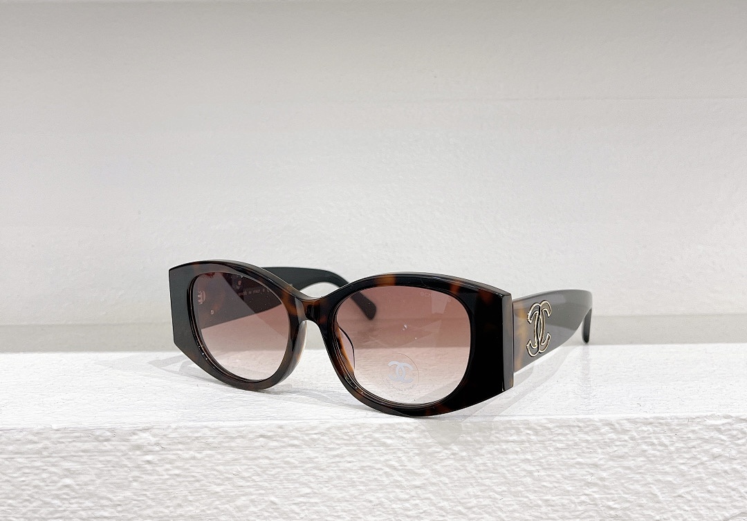 Chanel MODEL:5524 SIZE:53, photo 1