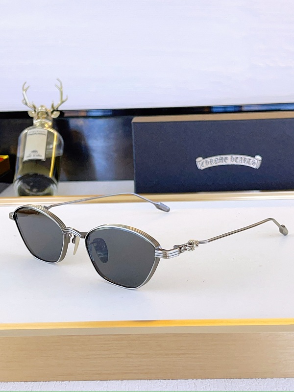 Chanel CLITORIAL3 54, photo 1