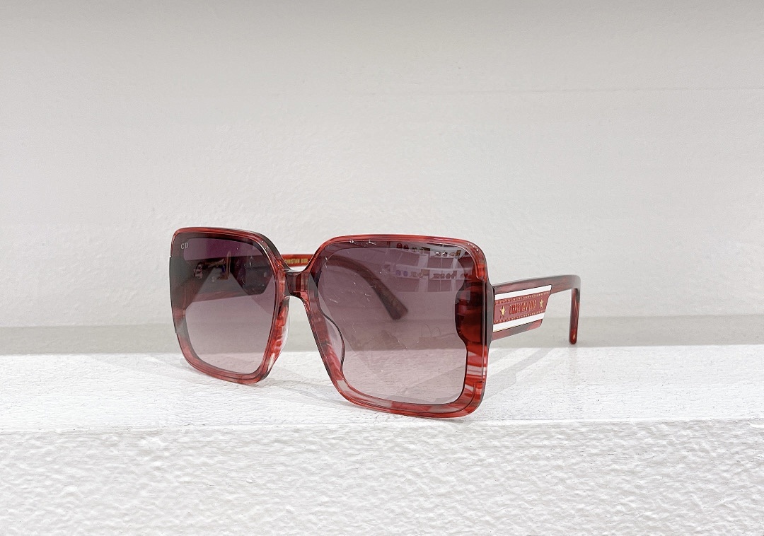Other DIORMODEL:DSGTA21UCRSIZE:67