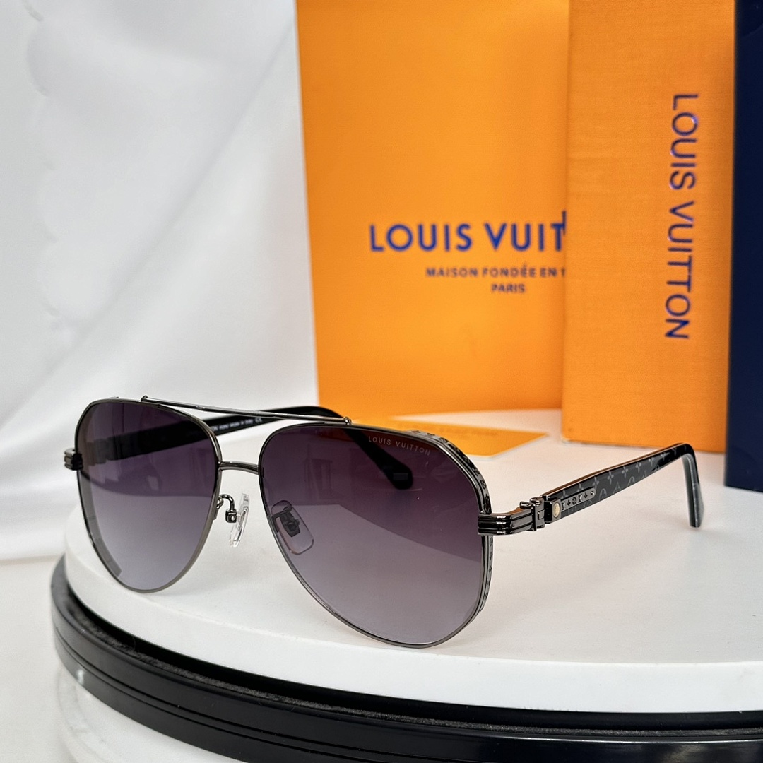 Other LOUIS VUITTON MODEL:Z1229 SIZE:61 - Image 4