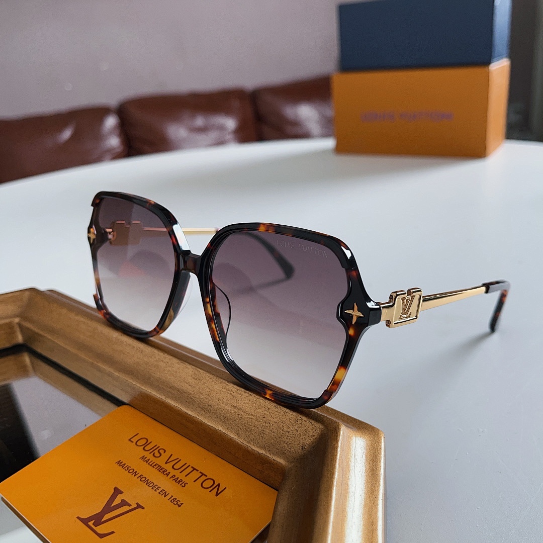 Other LOUIS VUITTONMODEL:Z0238SIZE:62
