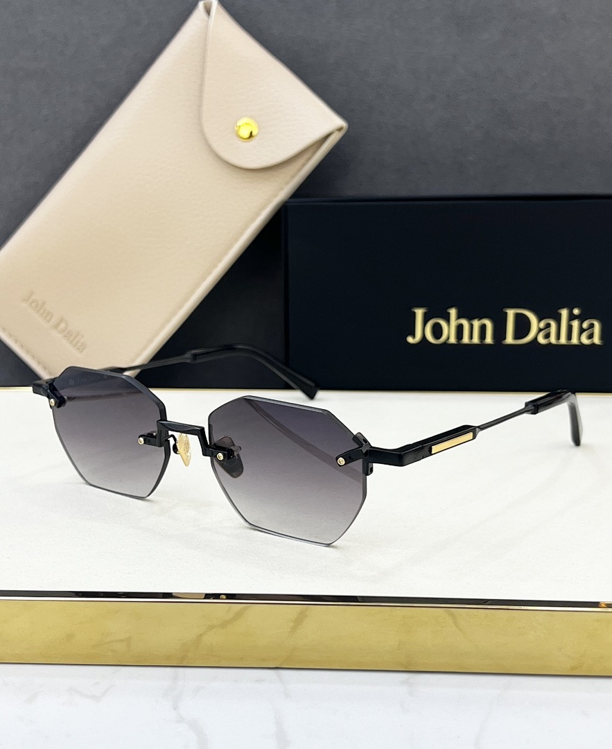 Other John DaliaMODEL:CURTIS SIZE:52
