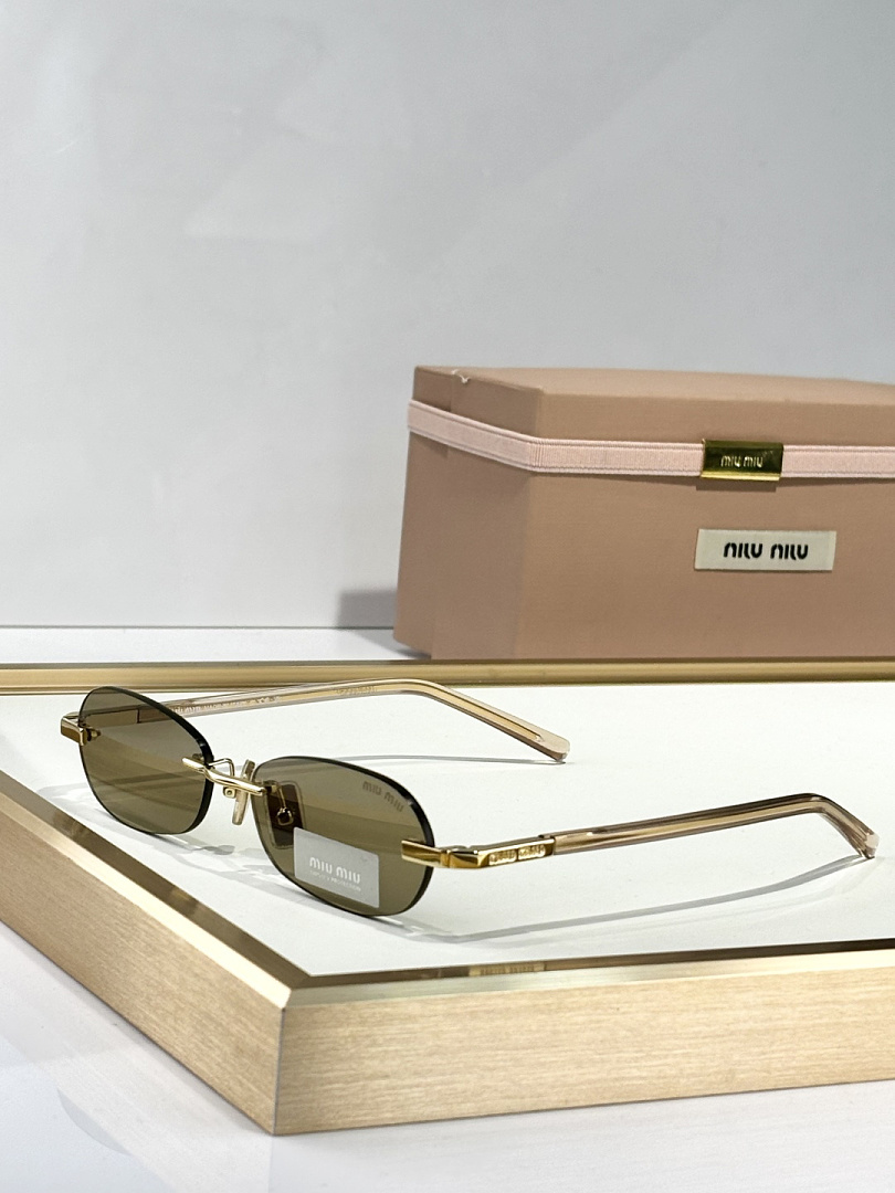 Miu Miu Mod: - Image 9