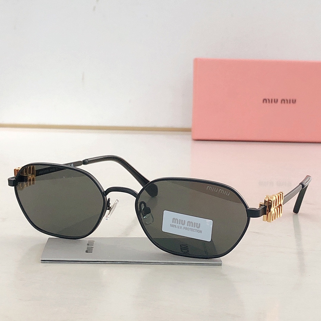 Miu Miu Miu Miu 56-19, photo 1