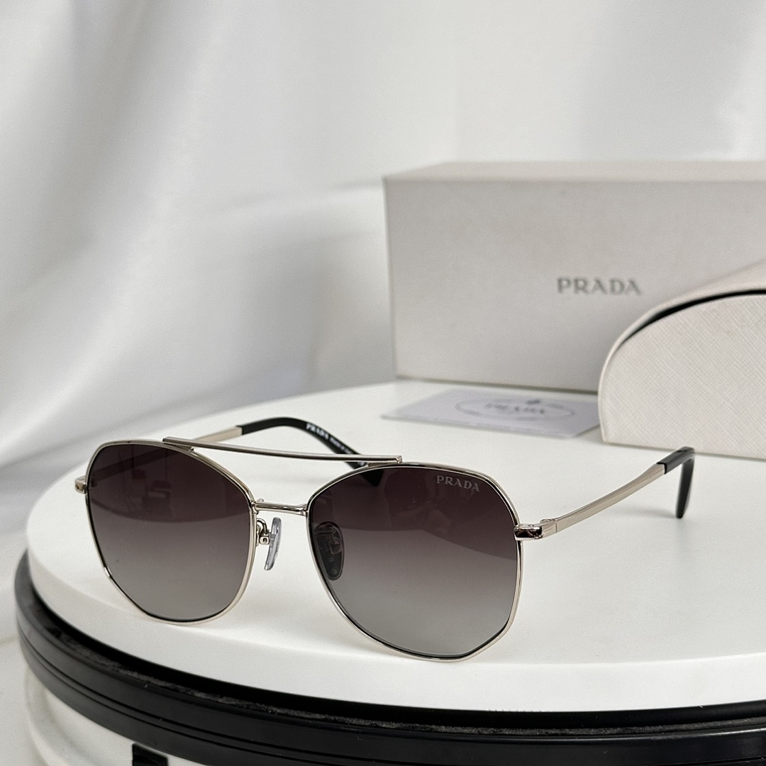 Prada MODEL:SPRA58V SIZE:54