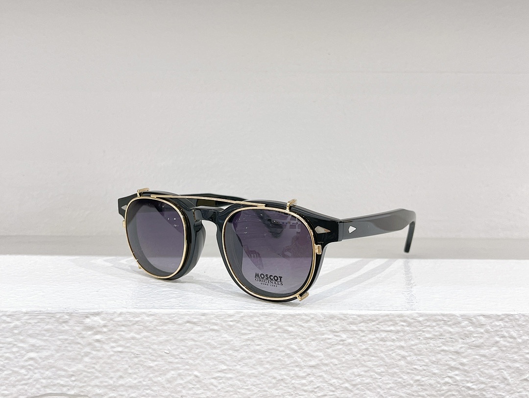 MOSCOTMODELLEMTOSHSIZE46 24-145_, photo 1