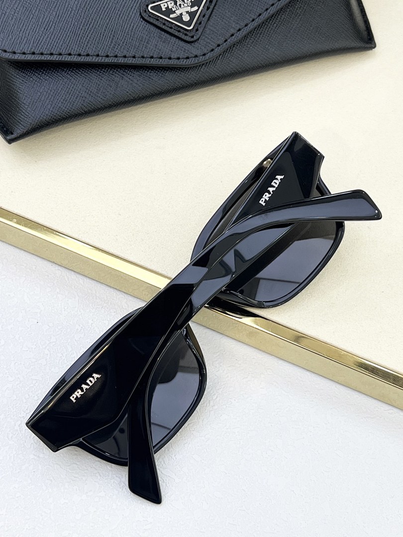 Prada MODEL SPRA10VS SIZE:53 - Image 3