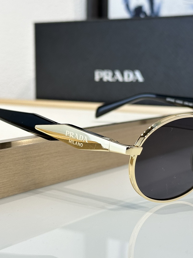 Prada SPR65ZSize55 - Image 5