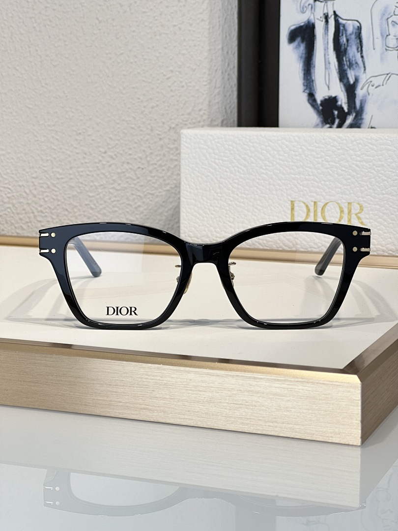 Other DiorMod:SignatureO S2FSize:53