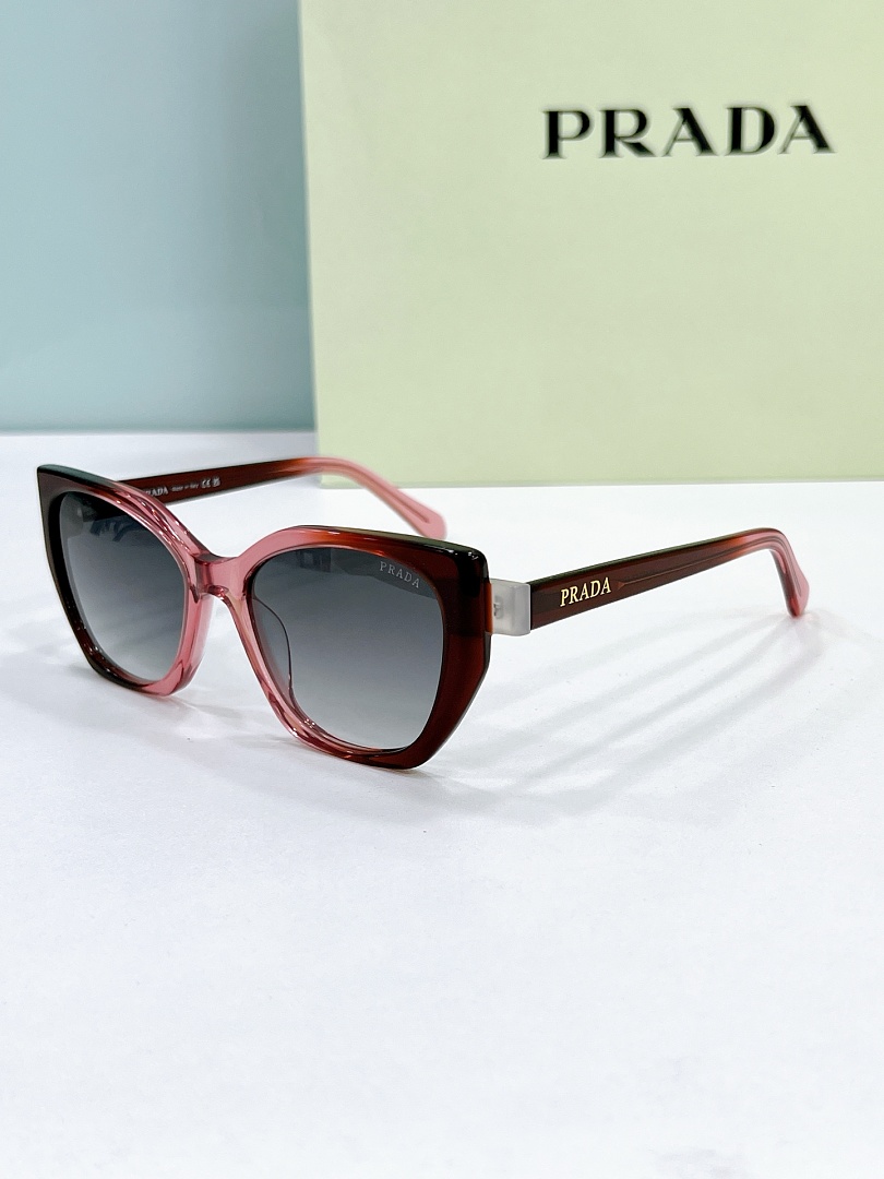 Prada ModelPRA03Size:53 - Image 4