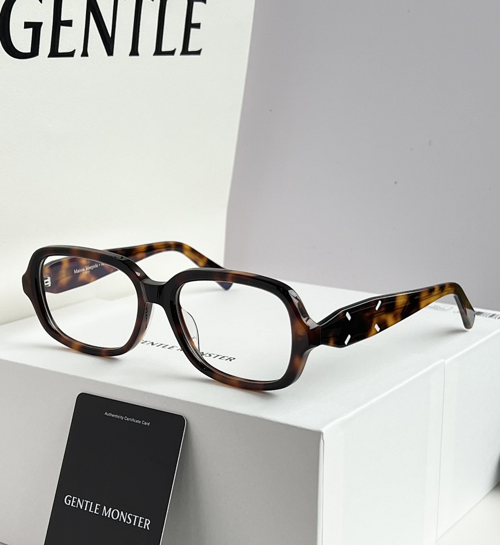 GENTLE MONSTERMODELMM114SIZE:56, photo 1