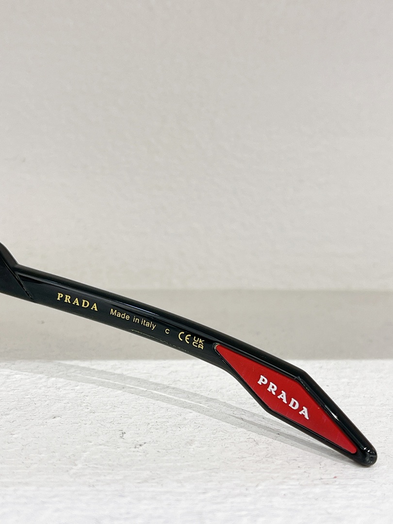 Prada MODEL:PR 54YS SIZE:64 4-136 - Image 2