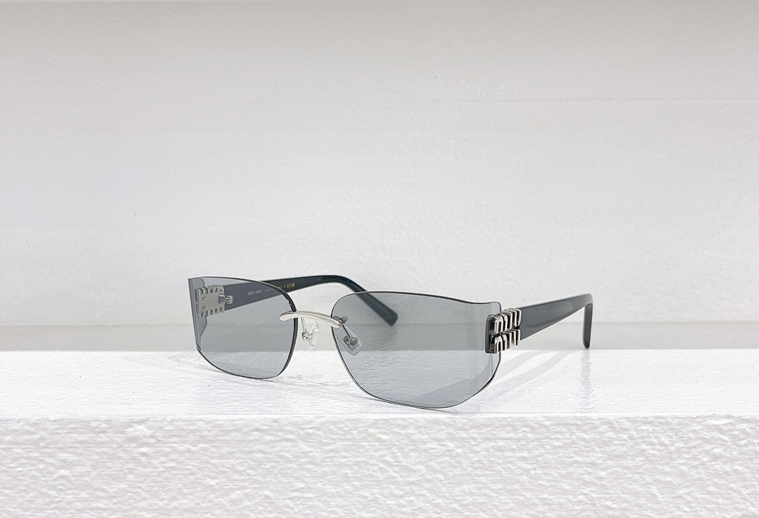 Miu Miu MODEL MU 112AV SIZE:63 - Image 8
