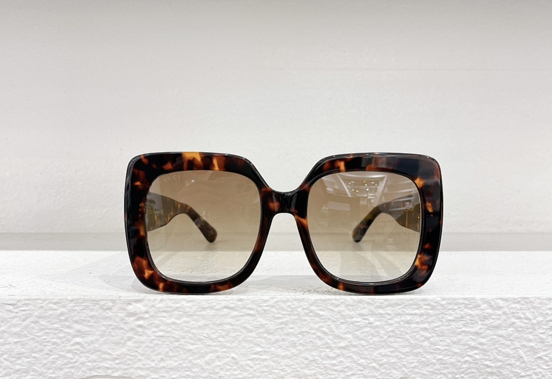 Other GUCCIMODEL:GG 0083SSIZE:55