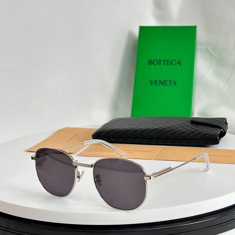Other BOTTEGA VENETAMODEL:BV1160SASIZE:52, photo 1