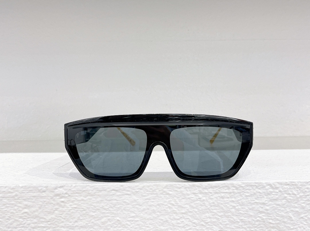 Other DIORMODEL:DioClub M7USIZE:141 0 - Image 5