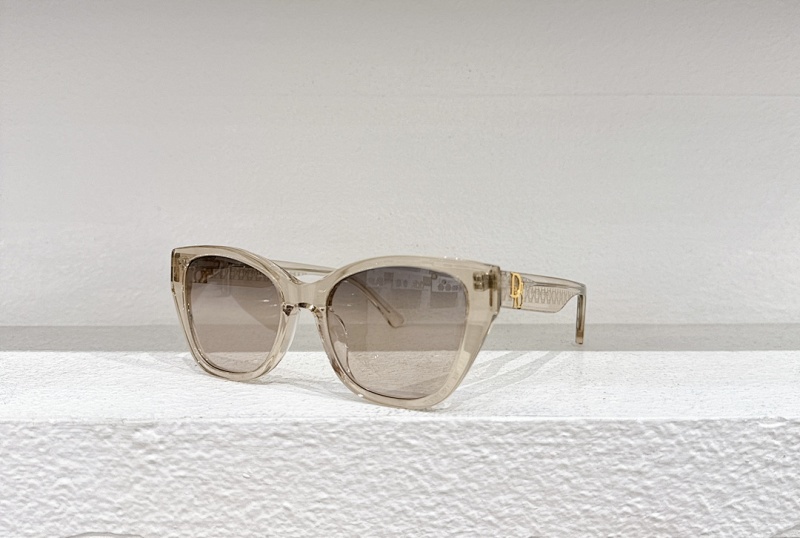 DIORMODEL:CD 8231SIZE:55 19-145_, photo 1