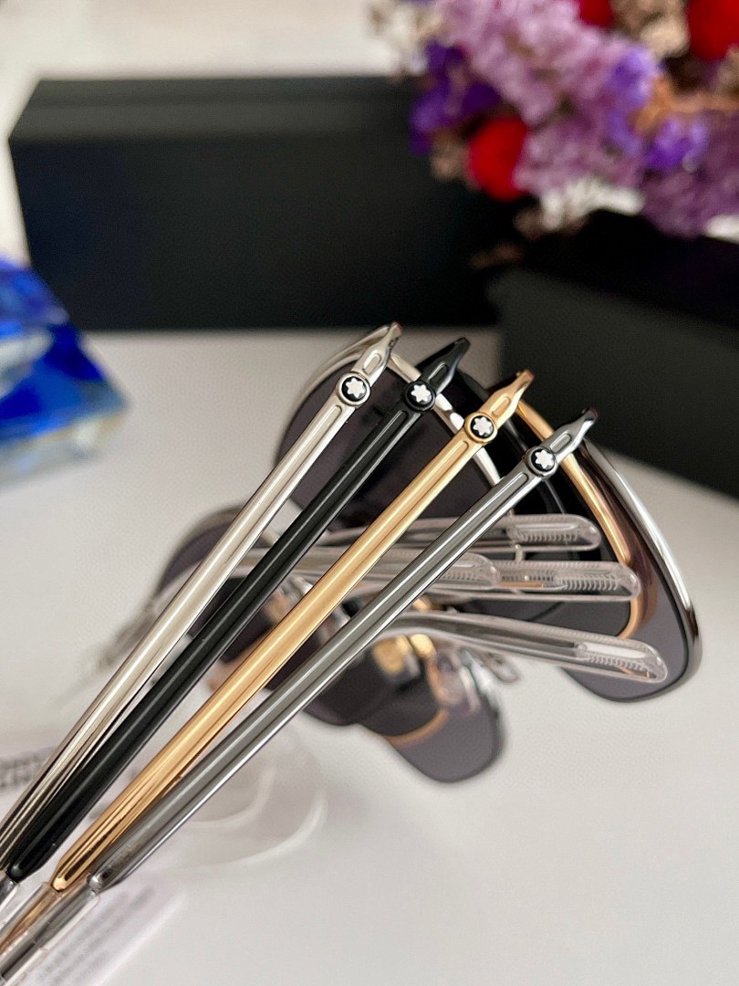 On Running MONTBLANC Model:MB0167:55 17-145. - Image 2