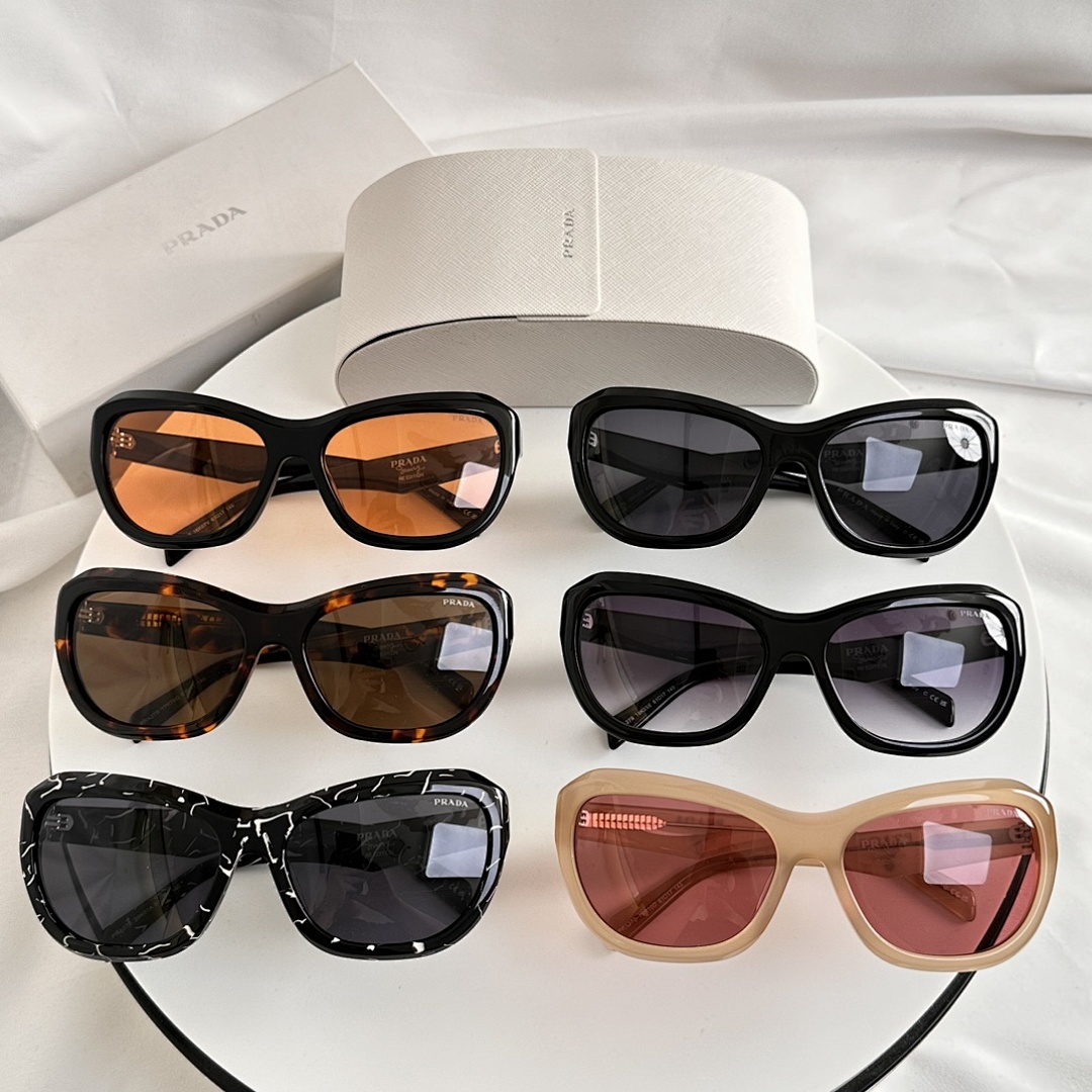 Prada MODEL PRA27SSIZE 61 - Image 2