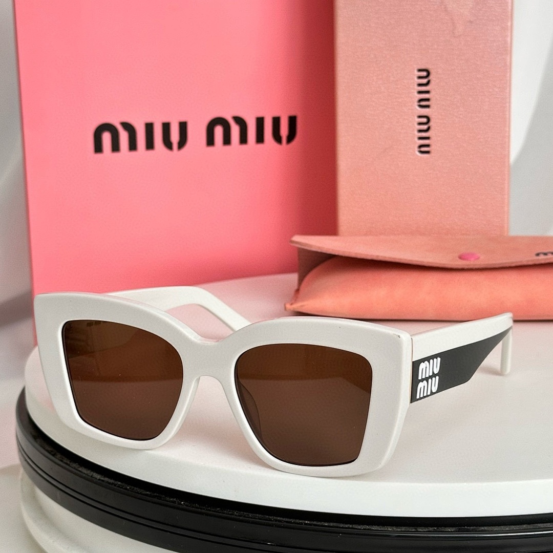Miu Miu MIUMIUSMU04W52 - Image 8