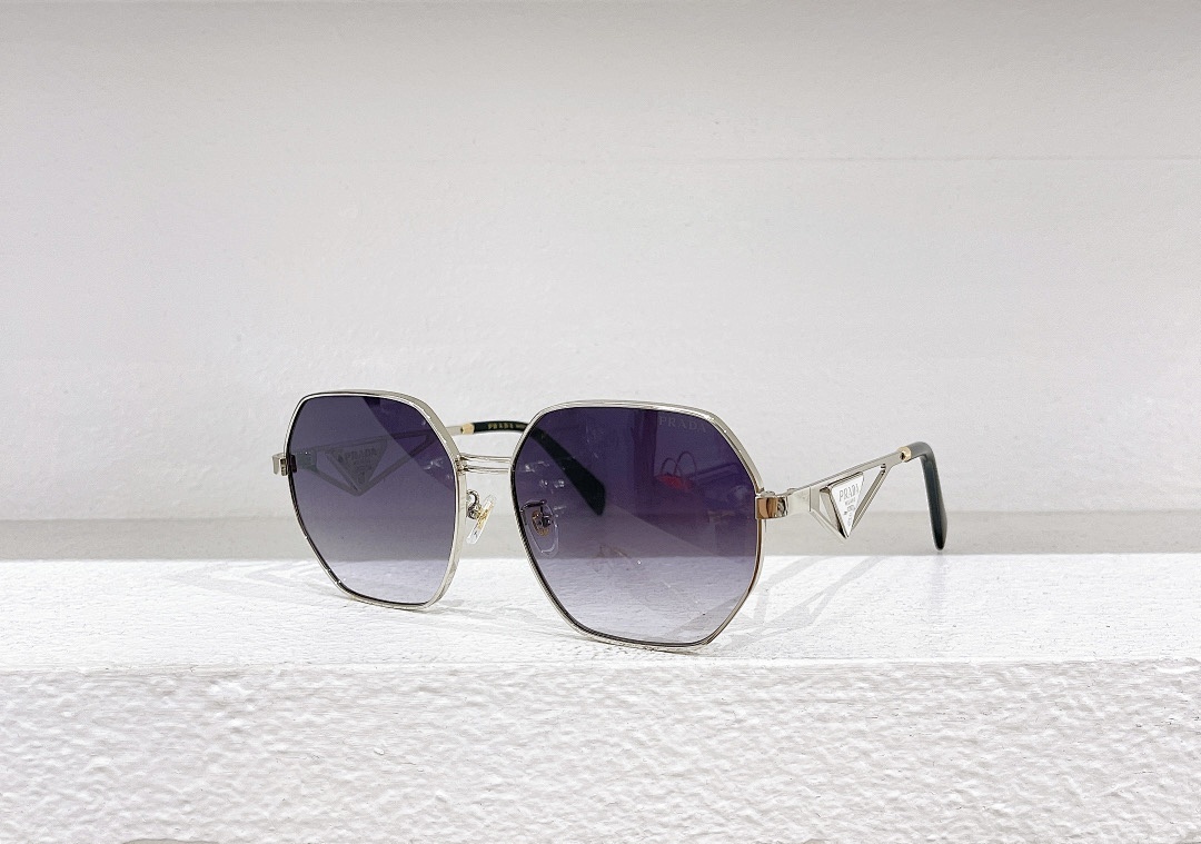 Prada MODEL:PR 2401YSIZE:59 17-145_