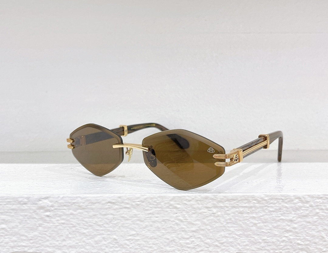 Chanel MAYBACHMODELZ106SIZE:60 19-145_232, photo 1