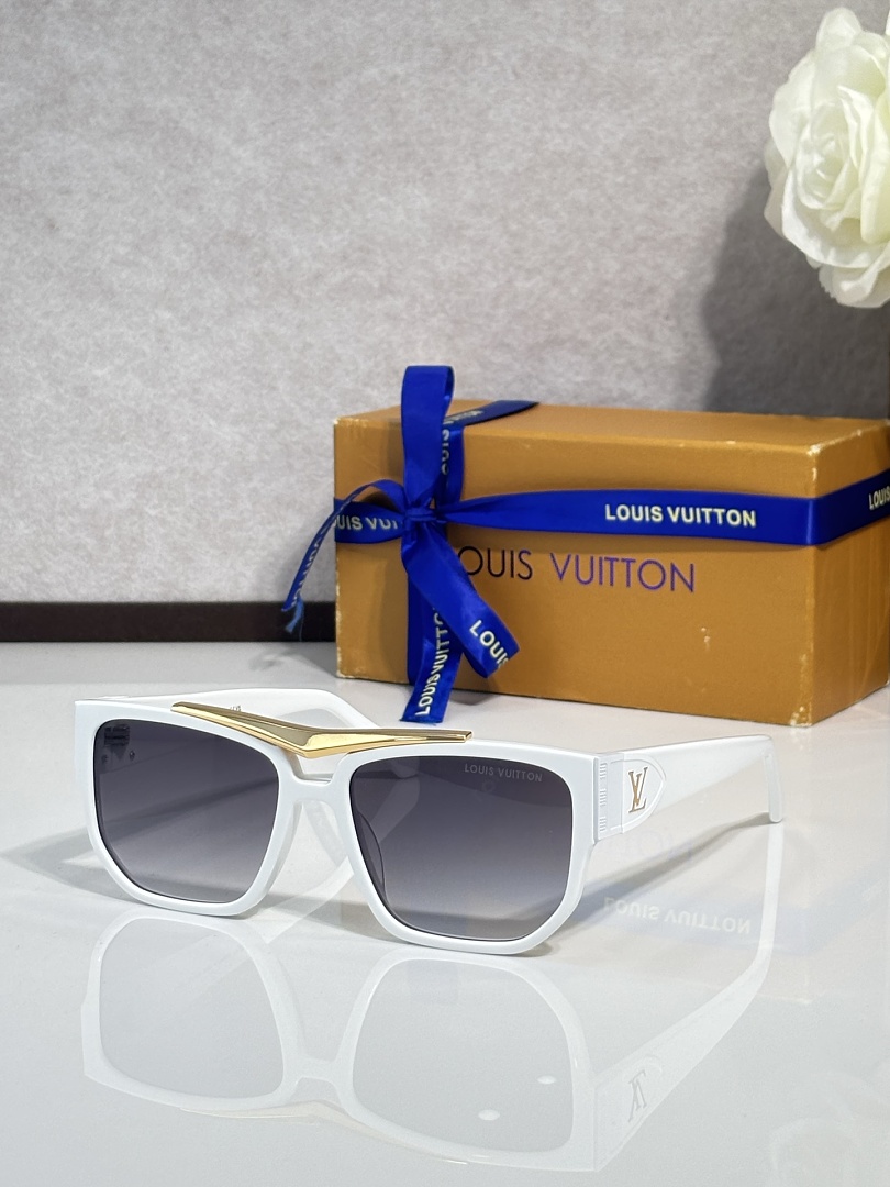 Other LOUIS VUITTOMODELZ2723USIZE57